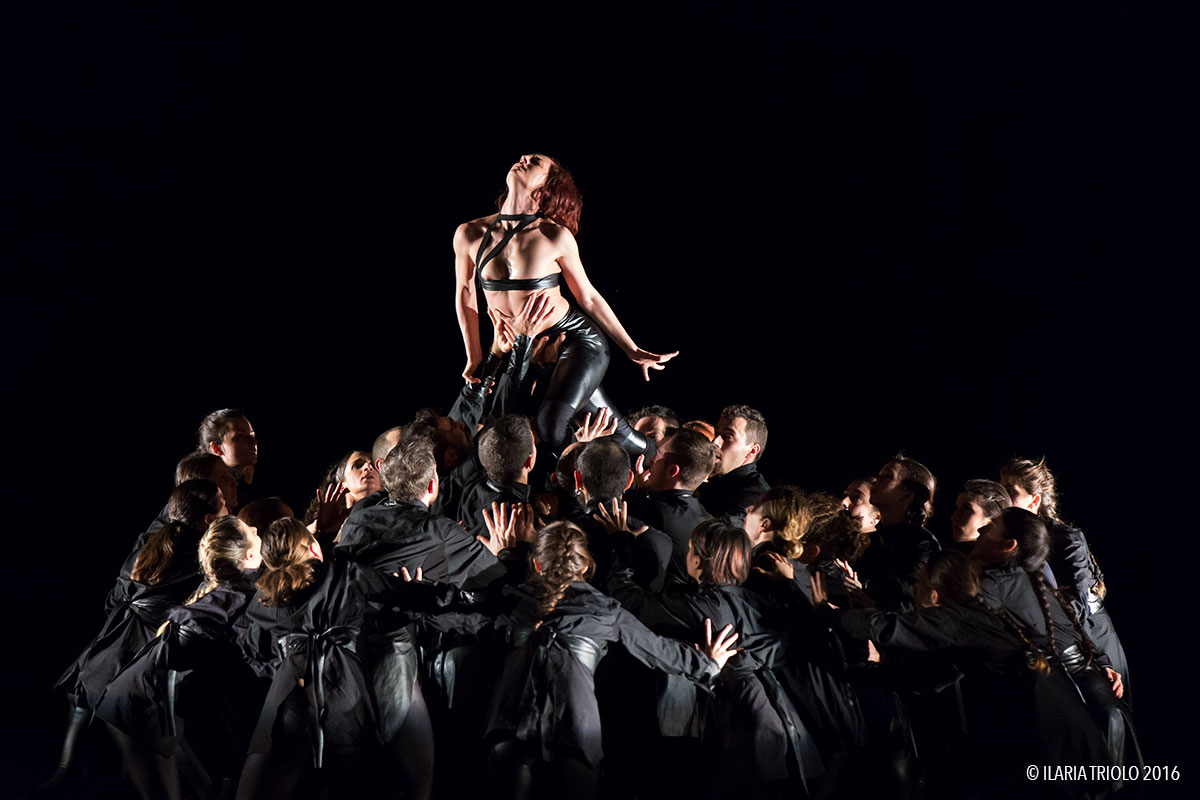 "Tosca X" - Compagnia Artemis Danza / Monica Casadei - Teatro Verdi (Pisa, Italie)